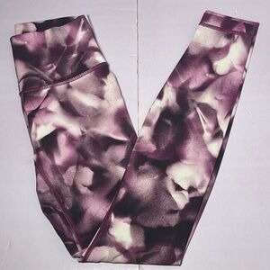 lululemon athletica 2 Purple Floral Patterned Under Legging Full Length Tights